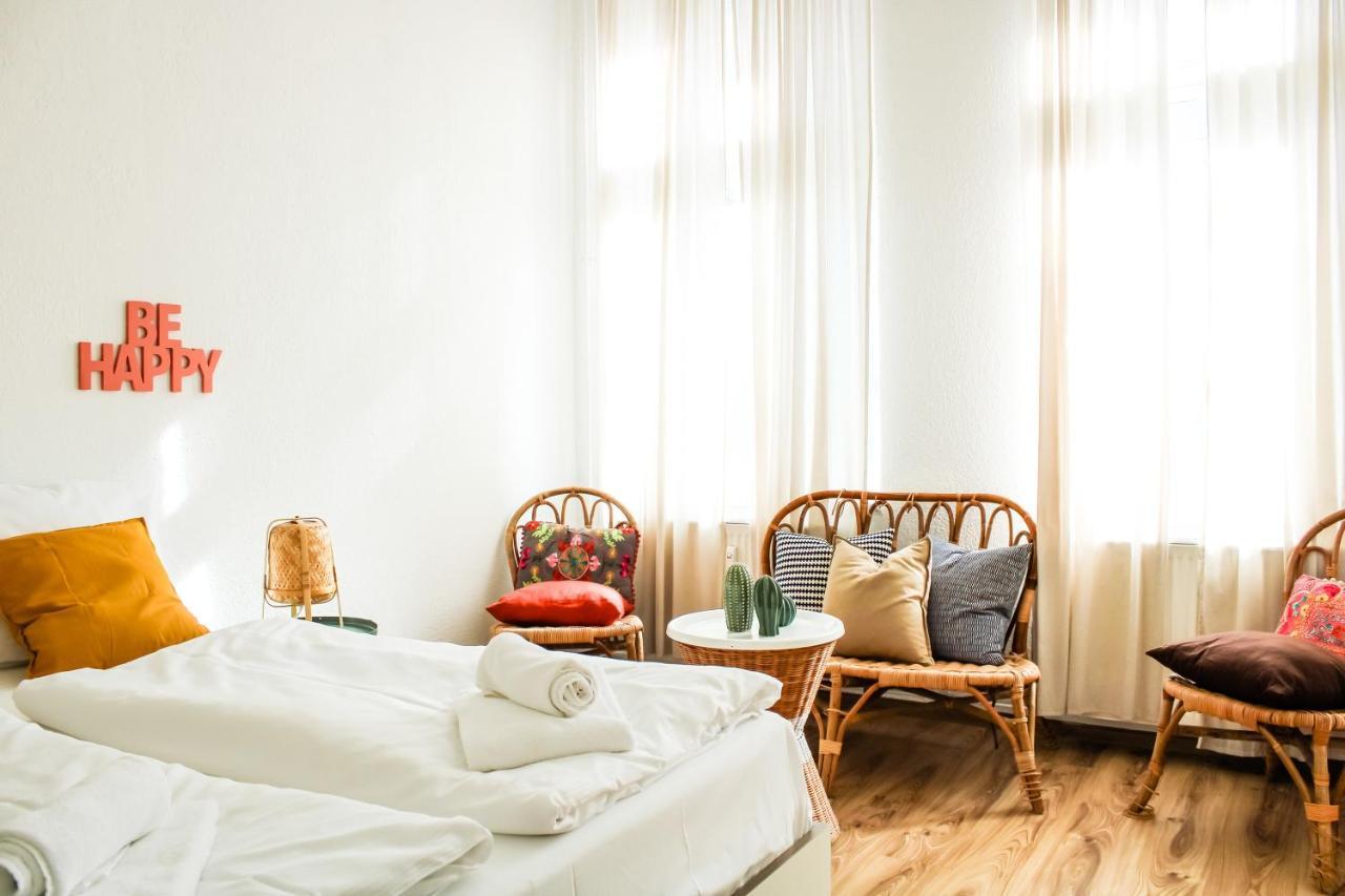 Bright 2 Bedroom In Convinient Location Berlim