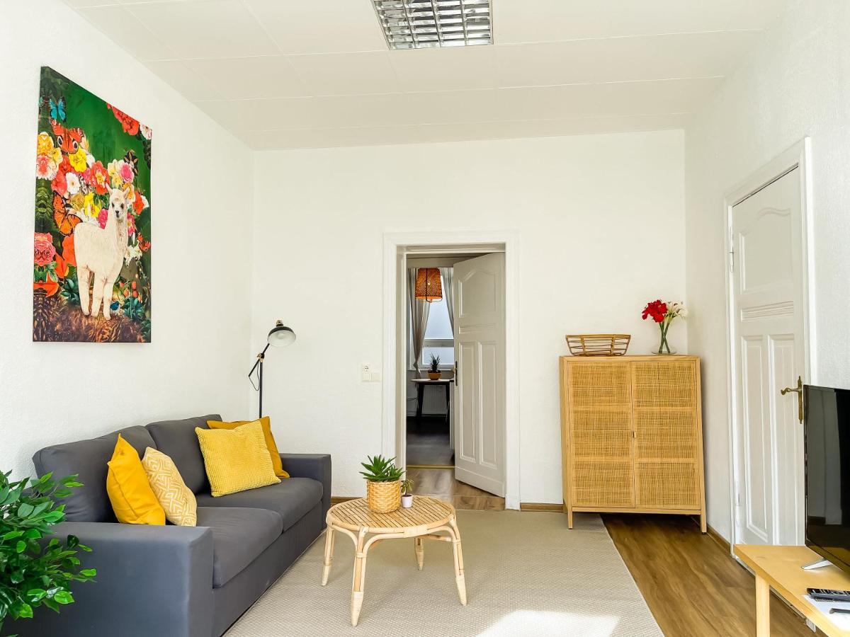 Bright 2 Bedroom In Convinient Location * Berlim